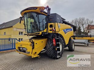 зерноуборочный комбайн New Holland CR 8.80